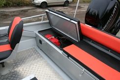 Катер алюминиевый TUNA Boats 450 DC