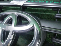 Решетка радиатора Toyota Land Cruiser 200 (2007-2012)