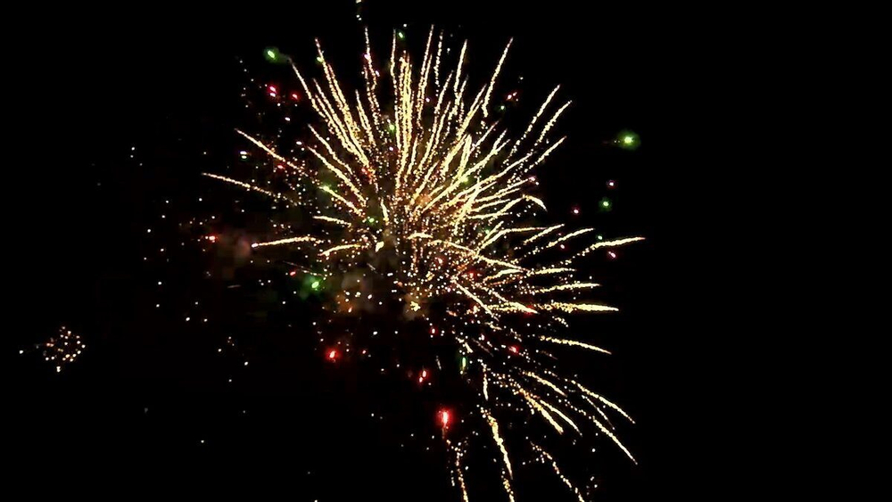 Фейерверк Дед Мороз 19 залпов 1,2" ОТС 5124