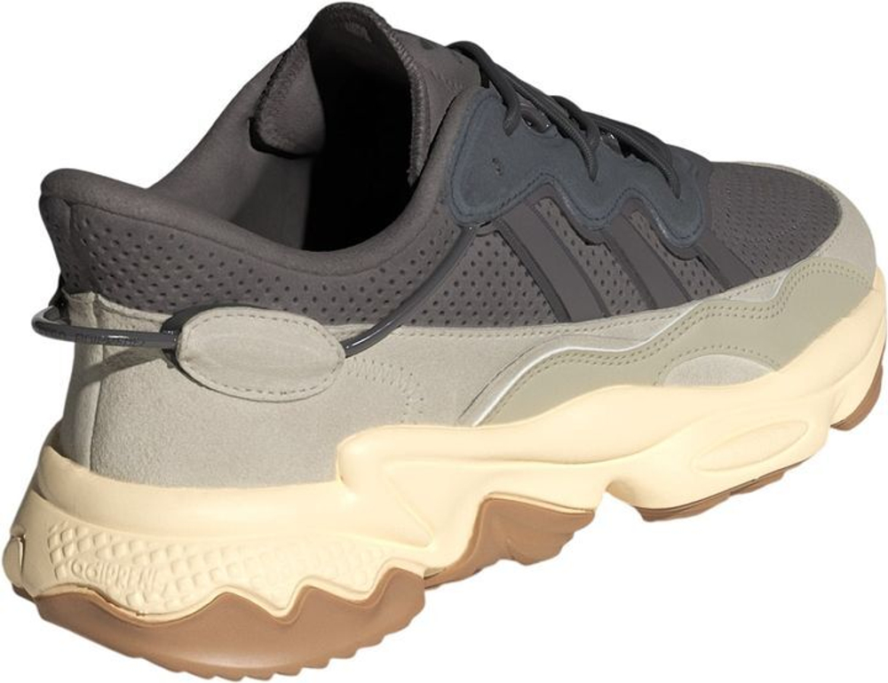 Кроссовки Adidas OZWEEGO TR