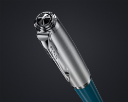 Шариковая ручка Parker 51 CORE TEAL BLUE CT, стержень: M, цвет чернил: black, в подарочной упаковке.