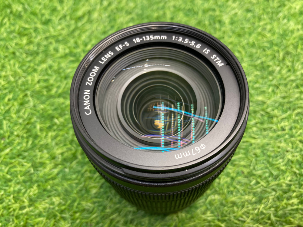 Canon EF-S 18-135mm 3.5-5.6 IS STM