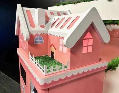 Разменный автомат для продажи жетонов "Кукольный домик" с купюроприемником