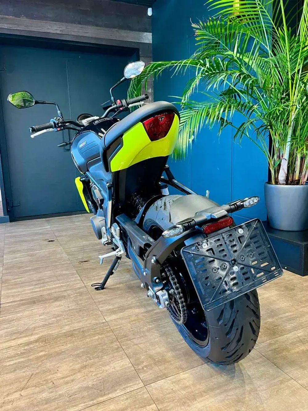 Triumph Trident 660 