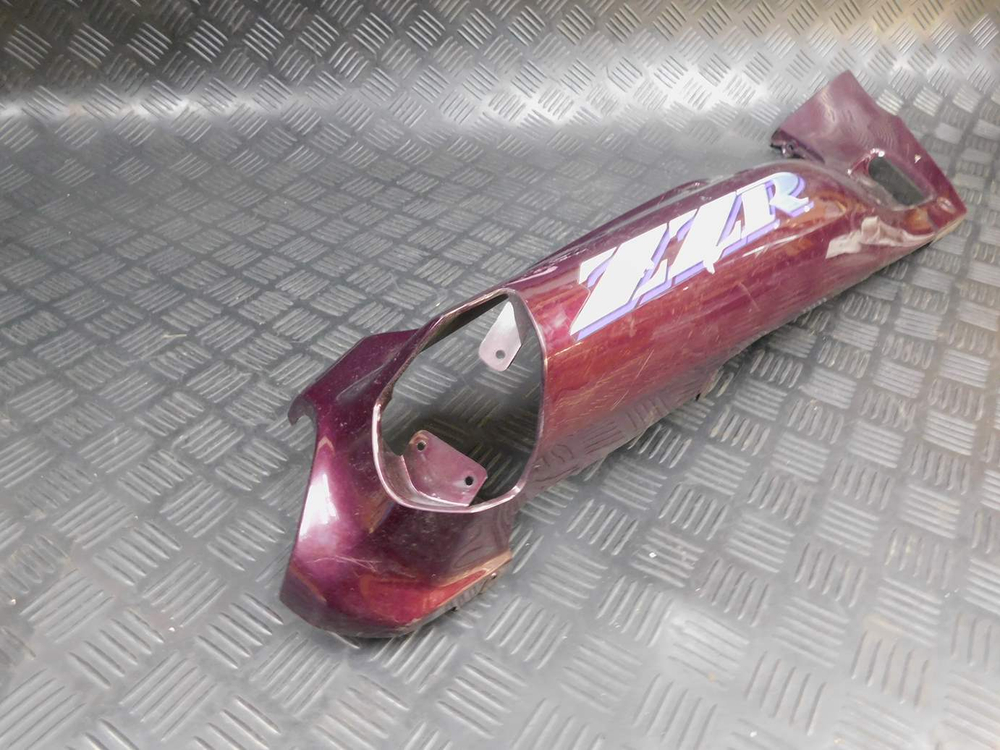 Пластик задний правый Kawasaki ZZR 400 98 36001-1494 053044