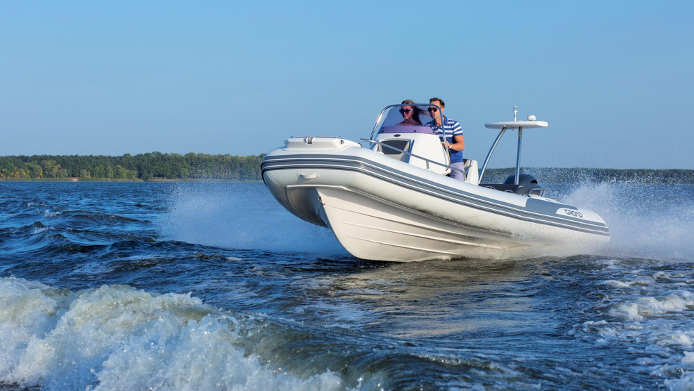 Лодка РИБ GRAND GOLDEN LINE G650LF