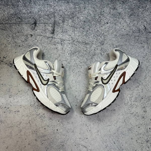 Кроссовки Nike V5 RNR white/silver