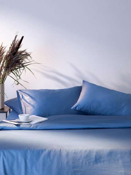 Набор наволочек из премиального сатина джинсово-синего цвета из коллекции essential, 70х70 см