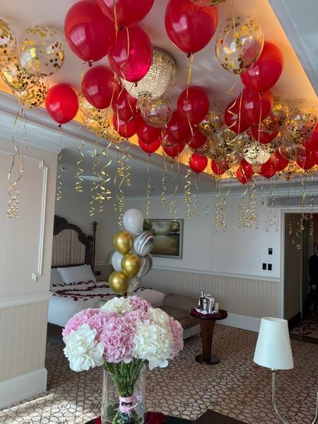 АКЦИЯ! 100 шаров под потолок!