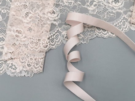 Бретелечная резинка без фестонов, 15 мм, светло-розовая (Арт: BR640/15-906), м