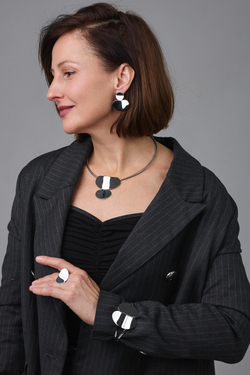 EL SSN0116 Колье