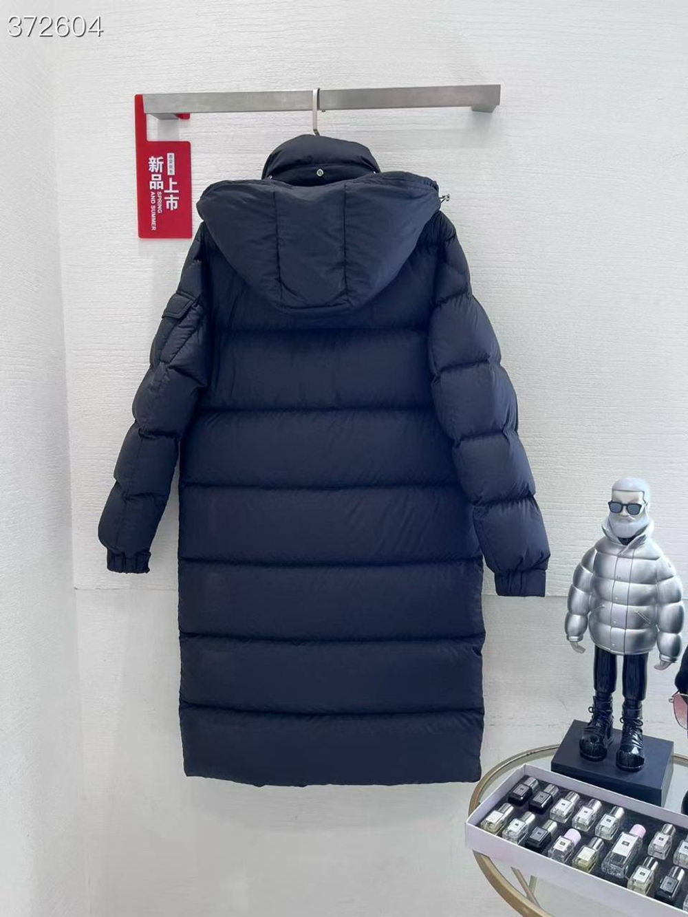 Пуховик Moncler