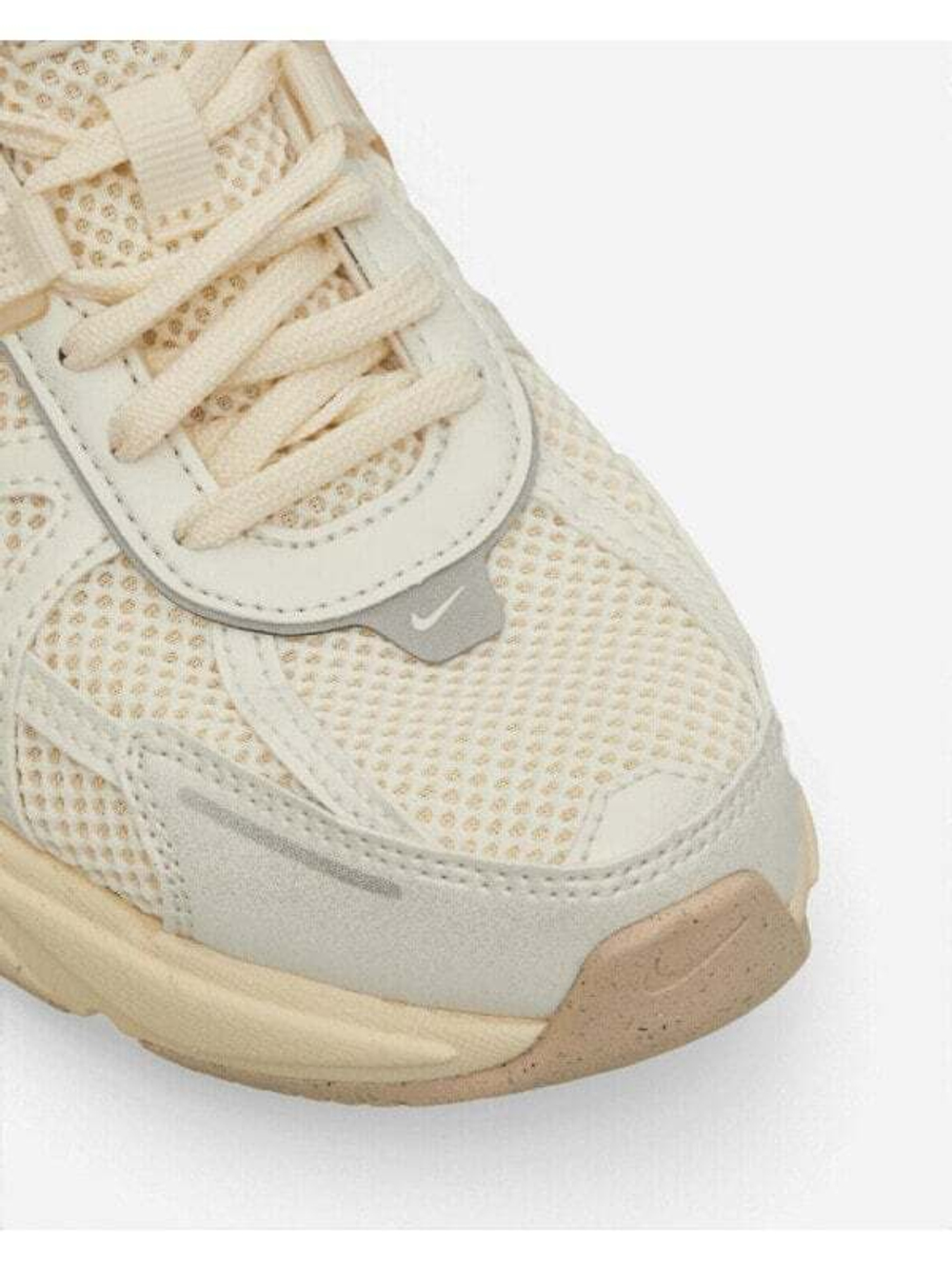 Кроссовки Nike V2K Run Pale Ivory / Coconut Milk