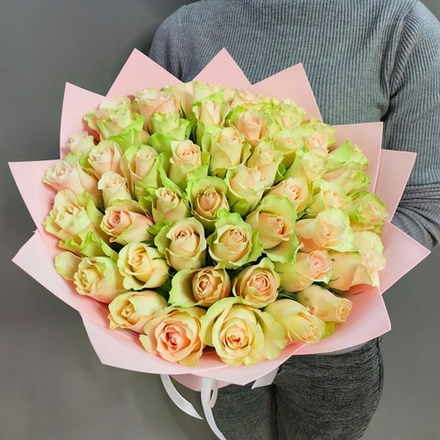 Букет из 51 роз сорта "LaBella" (Кения 40 см)