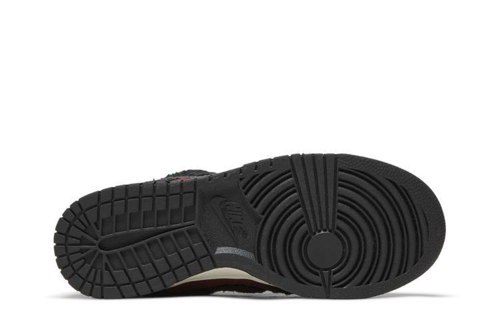 Кроссовки Nike Dunk Low Se Cc (Женская размерная сетка)