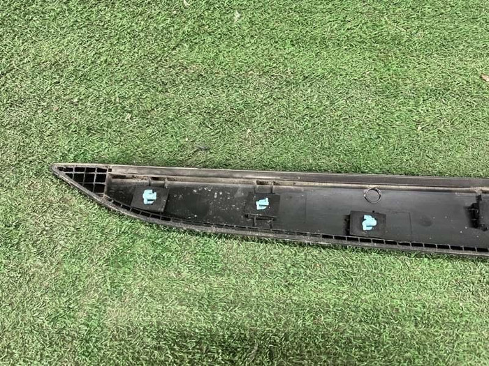 Накладка двери передняя левая Kia Rio 4 X-Line (2017-н.в.)