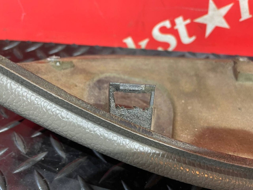 Накладка на торпедо