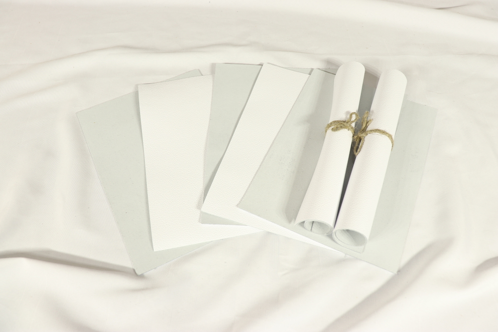 1,8-2,0 Кожа галантерейная Снежная Королева (Формат А4)