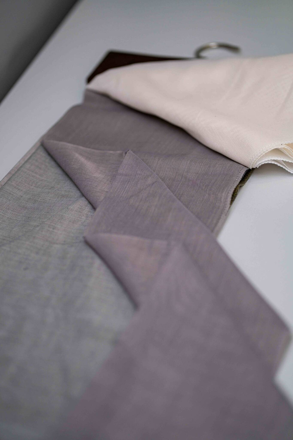 Вешалка вуаль батист 11 цветов