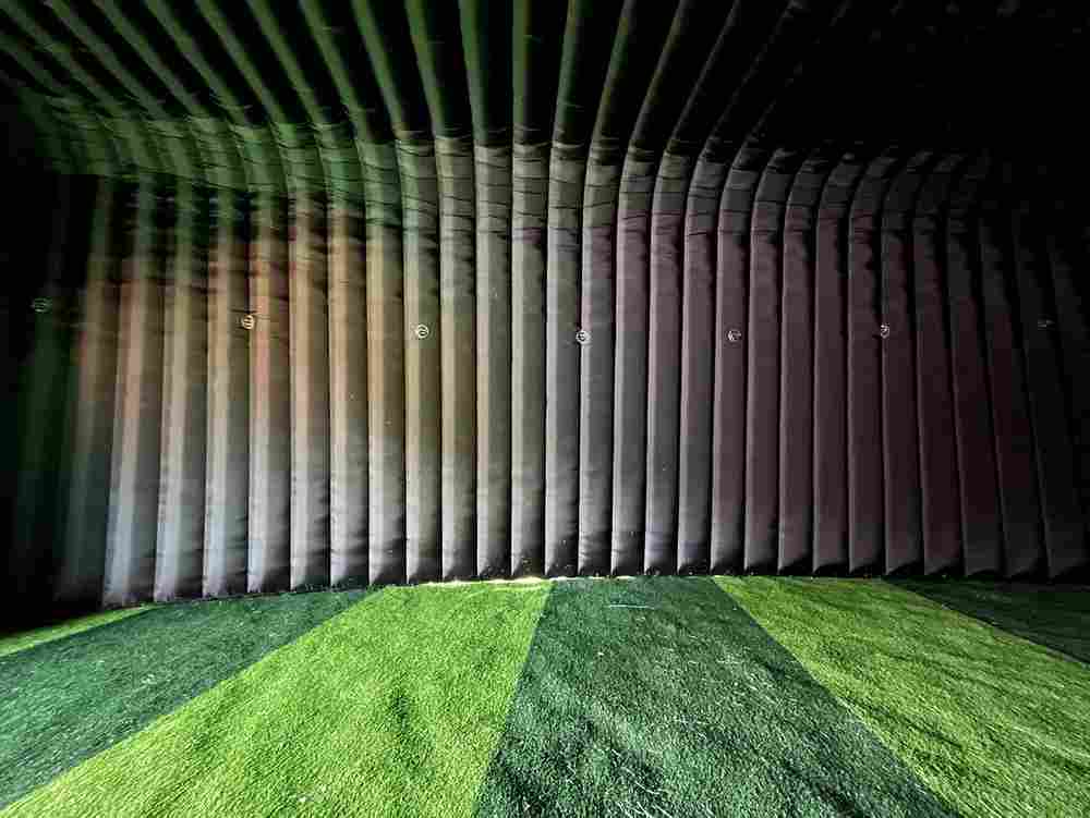 Надувной мобильный кинотеатр «Вечерняя заря», 13,8×7,8×5,4 м