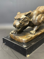 Бронзовая скульптура «Притаившийся тигр»