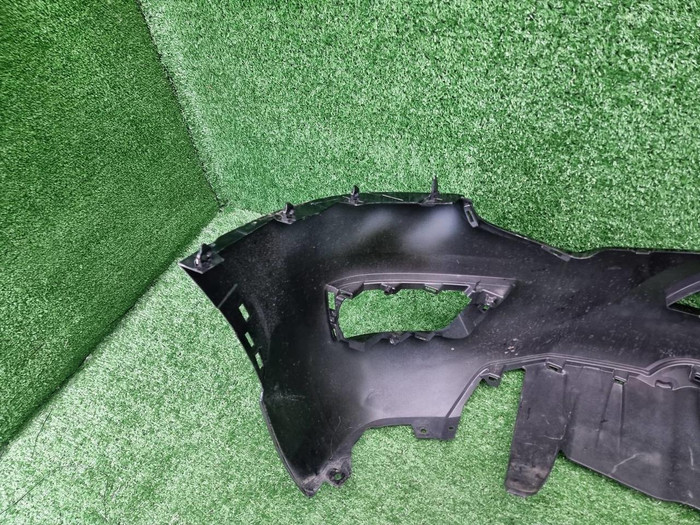 Бампер передний Toyota Land Cruiser 300 (21-нв)