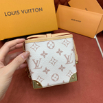 Louis Vuitton Noe Purse