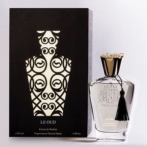 Sfondo Perfume Le Oud