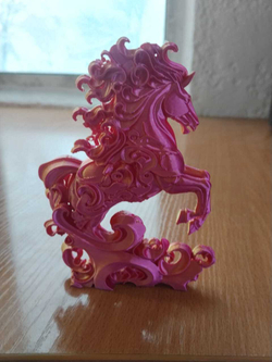 Символ года Огненная лощадь переливающаяся принесёт удачу на весь 2026 год