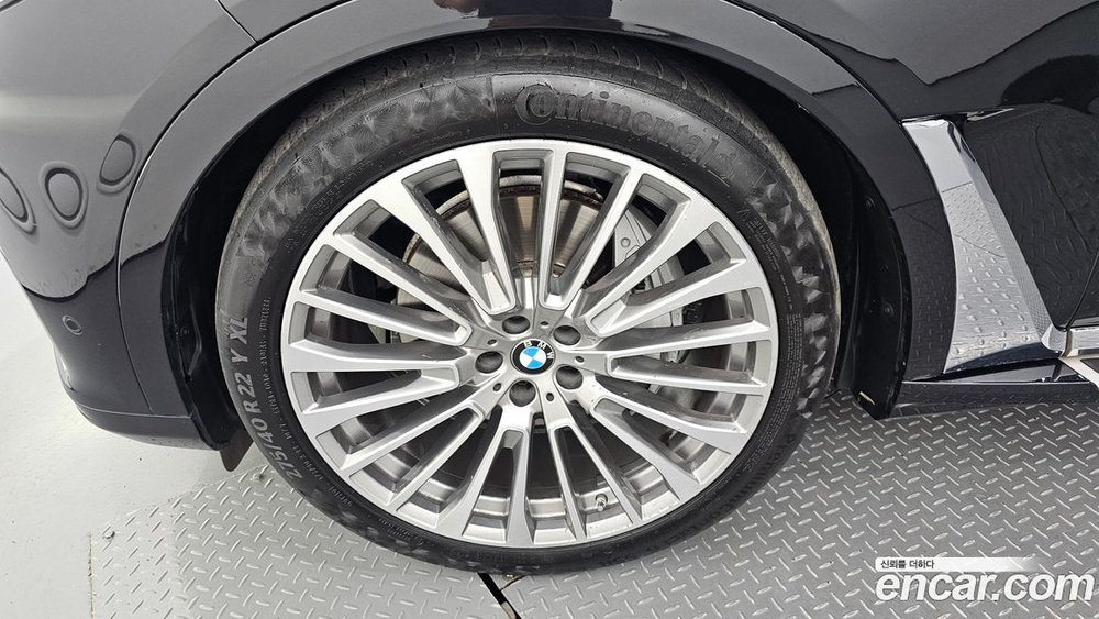 BMW X7 (G07) xDrive 40d Design Pure Excellence 7-и местный (11.2021)