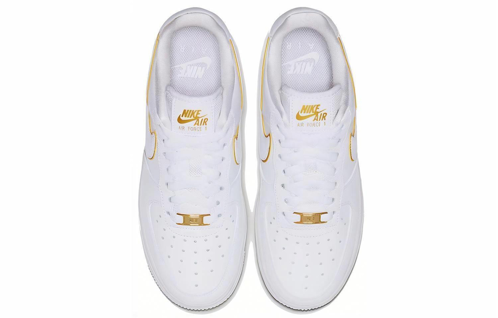 Кроссовки Nike Air Force 1 07 Ess (Женская размерная сетка)