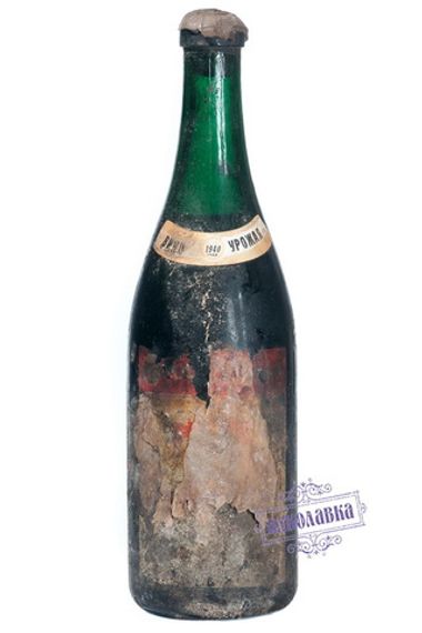 Вино Массандра коллекционное 1940 года 0,7л