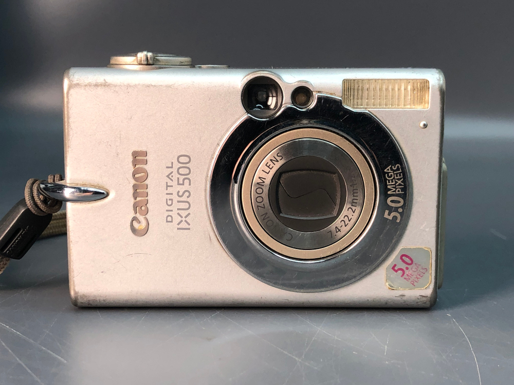 Canon Digital Ixus 500, без зарядного устройства
