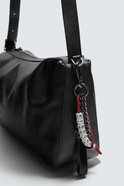 ZARA СУМКА С ПОДВЕСКАМИ, ЧЕРНЫЙ