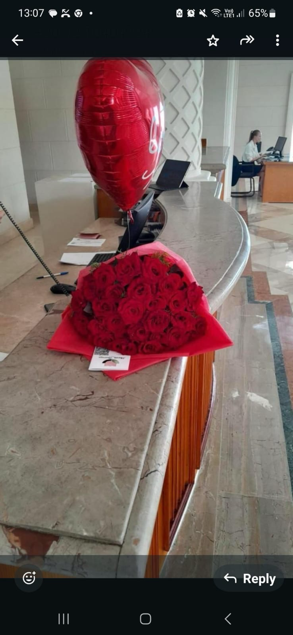 25 красных роз с шаром Я люблю тебя