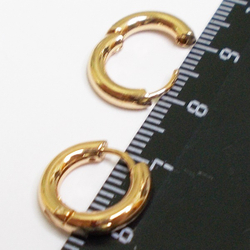 Серьги кольца диаметр 8мм для пирсина ушей золотистые.