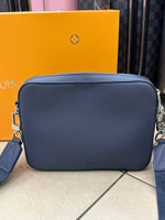Сумка-мессенджер Louis Vuitton