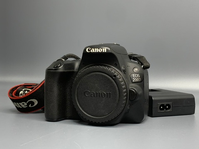 Canon EOS 200D 55.400 кадров
