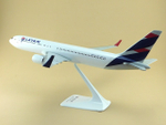 Модель самолета Boeing 767-300 (М1:100, LatAm)