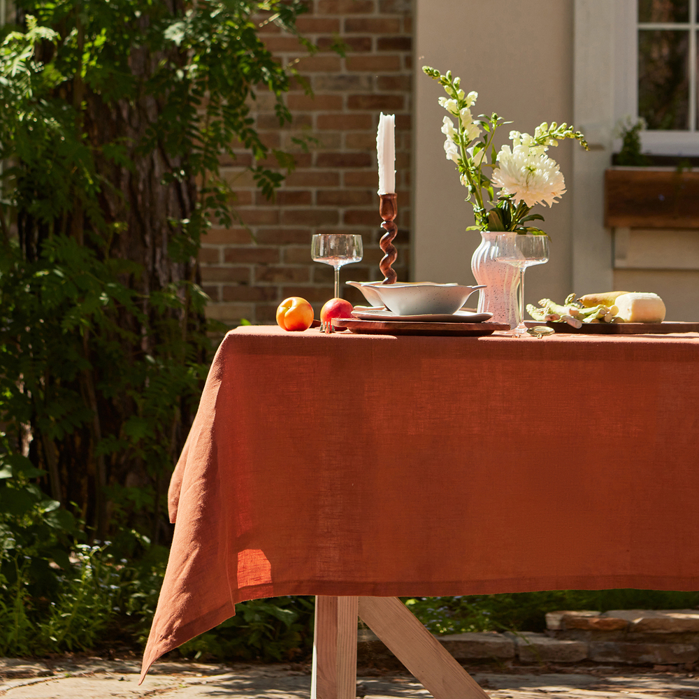 Скатерть корчневая 145х180см, 100%лён 210  г/м2