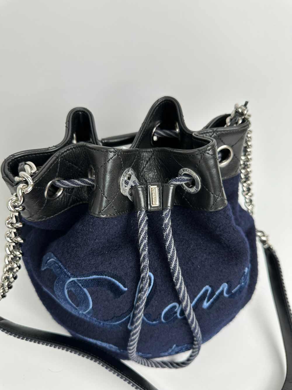 Сумка Chanel Bucket Bag Navy blue