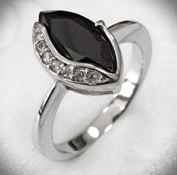 Ювелирное кольцо  Эстерелла