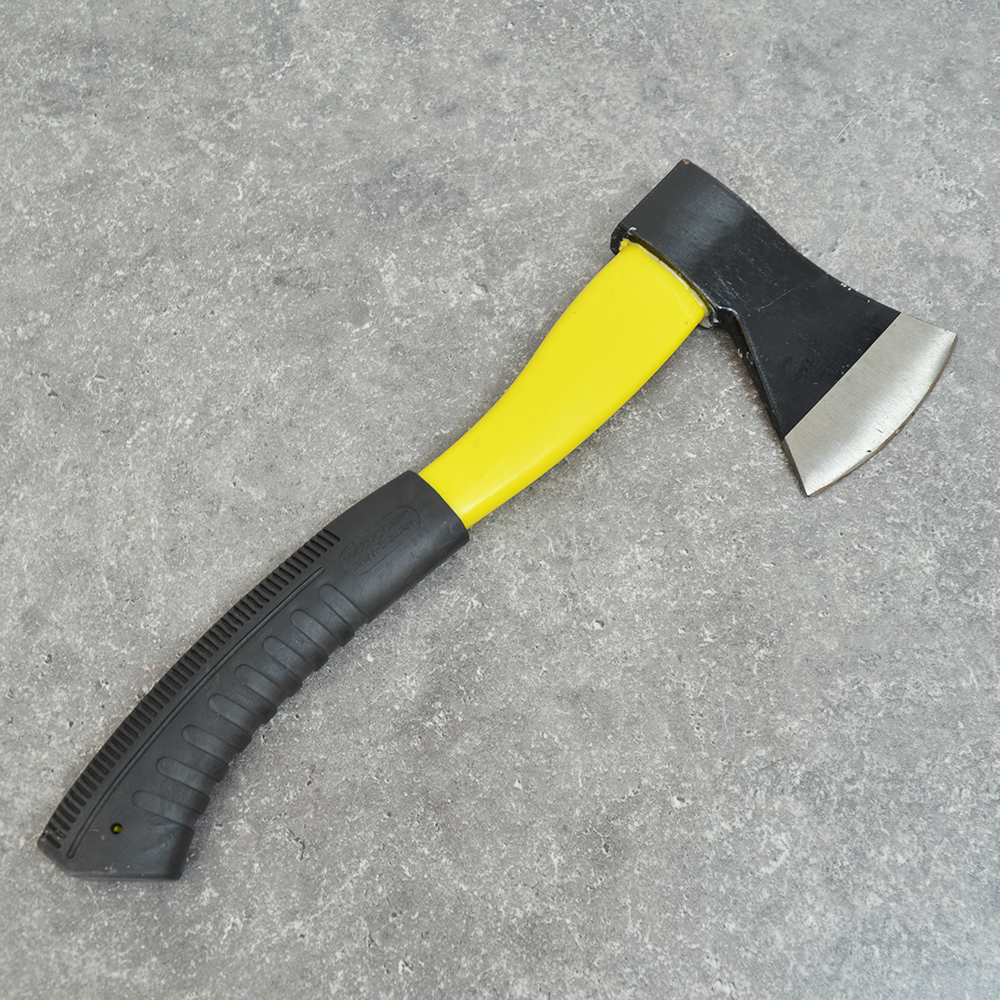 Топор 600г с пластиковой ручкой 28см