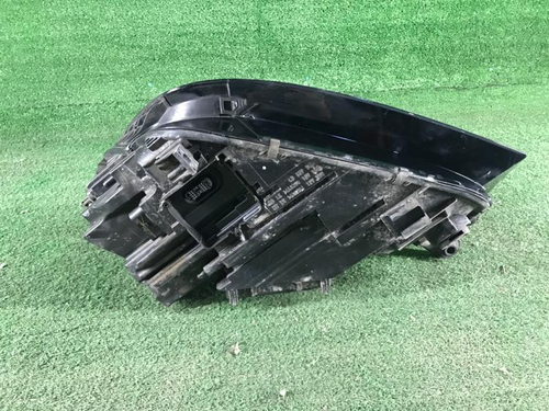 Фара правая Audi Q5 2 80A (2017-2020) LED