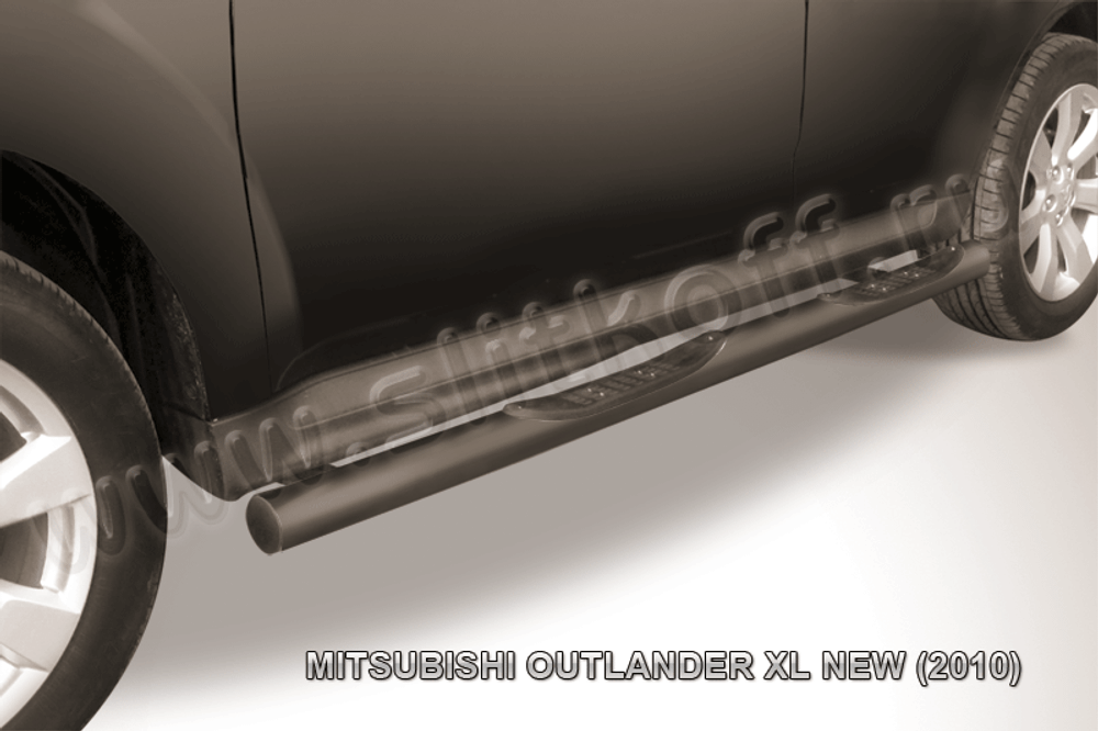 Пороги стальные Mitsubishi Outlander XL (2009-2013) d76 с проступями (серебристые)