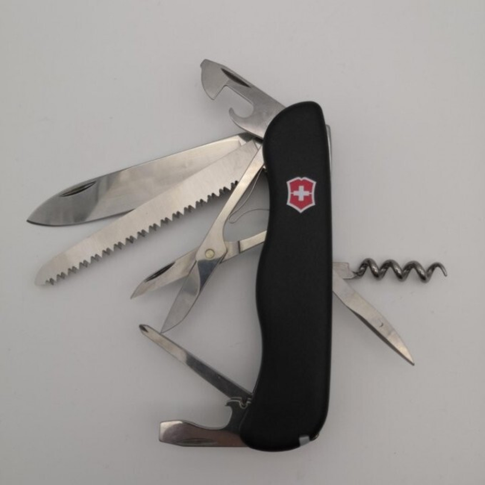 Нож Victorinox Outrider, 111 мм, 14 функций, черный