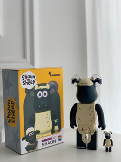 Bearbrick Shaun The Sheep 400% + 100%