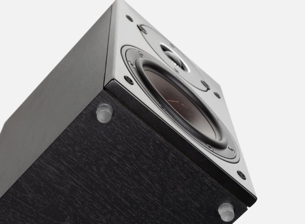 Dali Oberon 1 Black Ash — полочная пассивная акустическая система (пара)