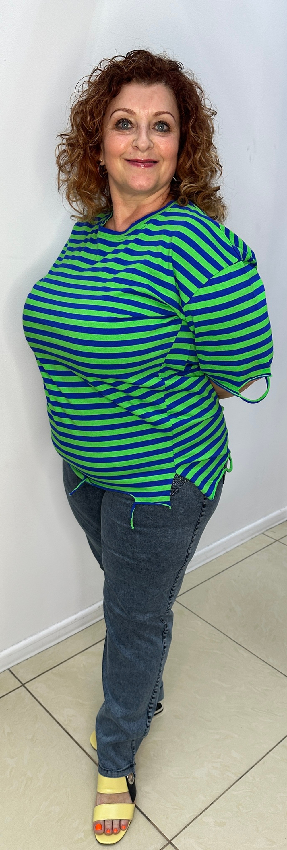 Футболка-"рванка" в полоску