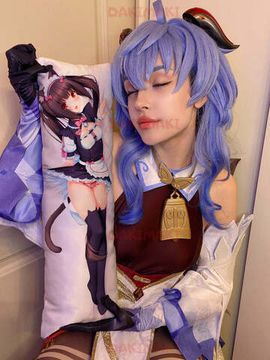 Мини дакимакура Ванилла и Чокола из Кошачий рай Некопара арт. M0717, 60х20 см